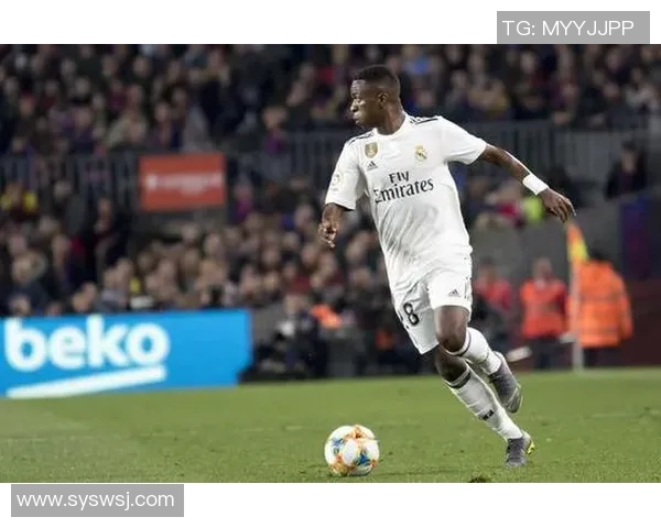 姆巴佩狂轰四球创纪录维尼修斯助力皇马险胜对手